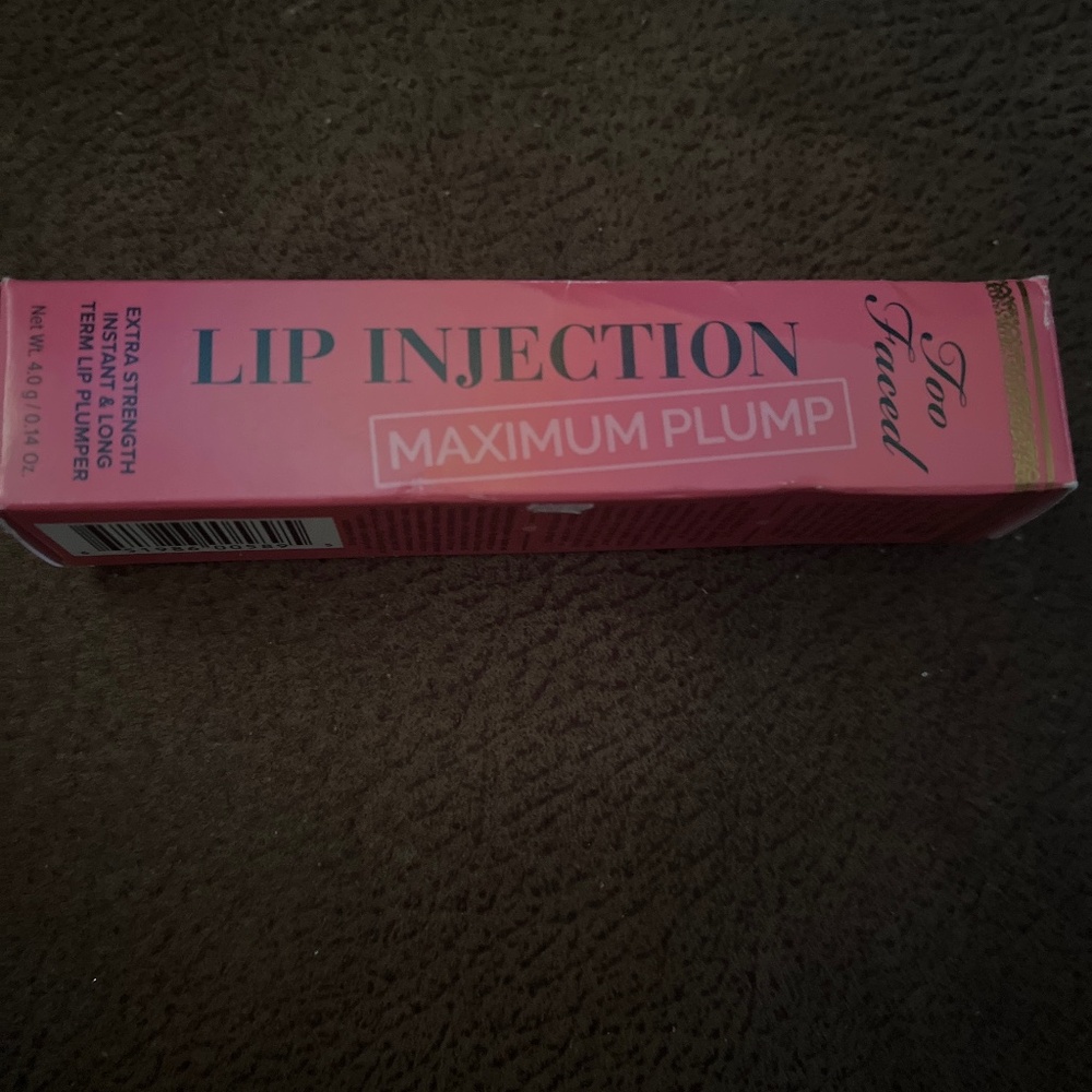 Two faced lip injection maximum plump- yummy bear